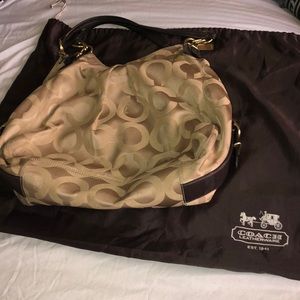 Authentic Coach signature shoulder bag